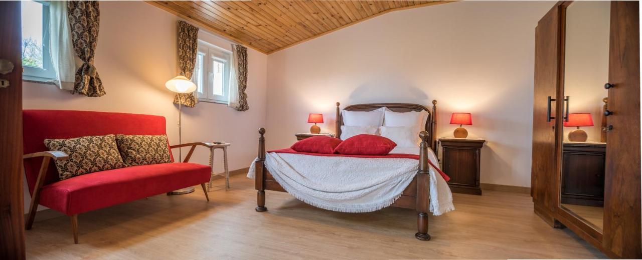 Casa Dos Castanheiros Hotel Vila Verde  Bagian luar foto